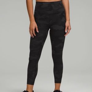 Wunder Train High Rise Tight 25” (Camo deep coal multi)